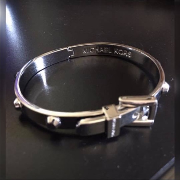 Michael Kors Silver Bangle / Bracelet - Picture 1 of 2